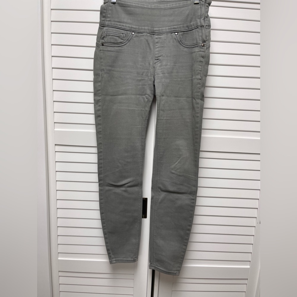 SPANX Skinny Denim Leggings with zip closure